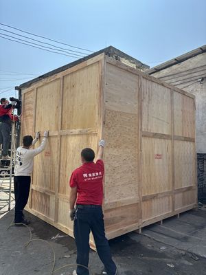 Mesin pengujian kondisi kerja komposit isolator tegangan tinggi